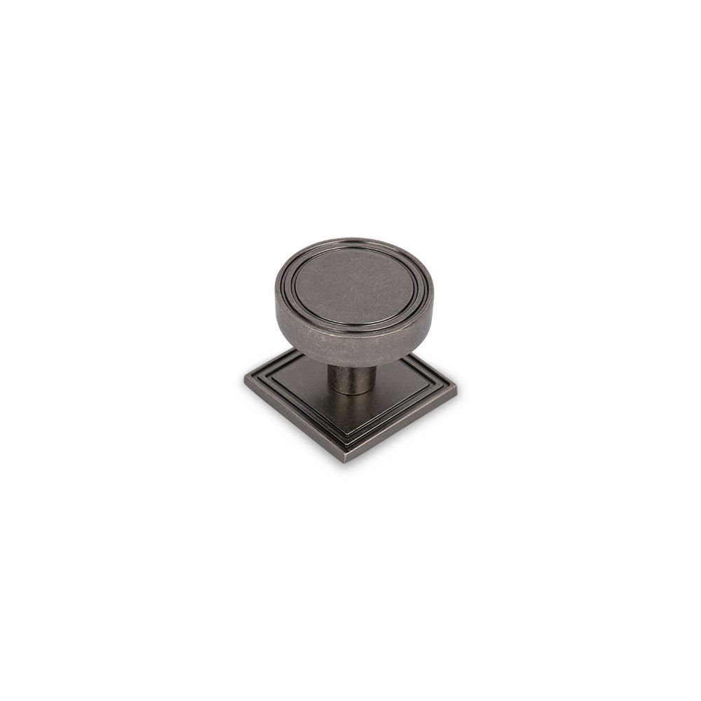Claridge Round Knob &amp; Back Plate, 37mm Diameter - Pewter