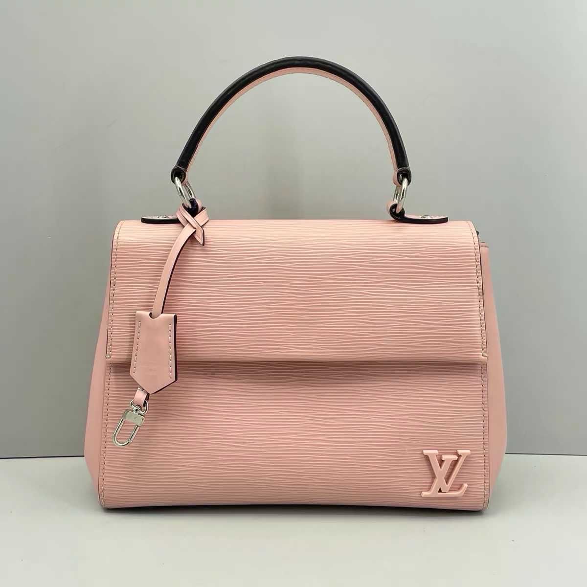 Louis Vuitton Cluny BB