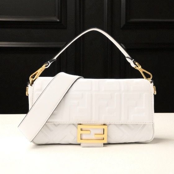 Baguette White leather bag