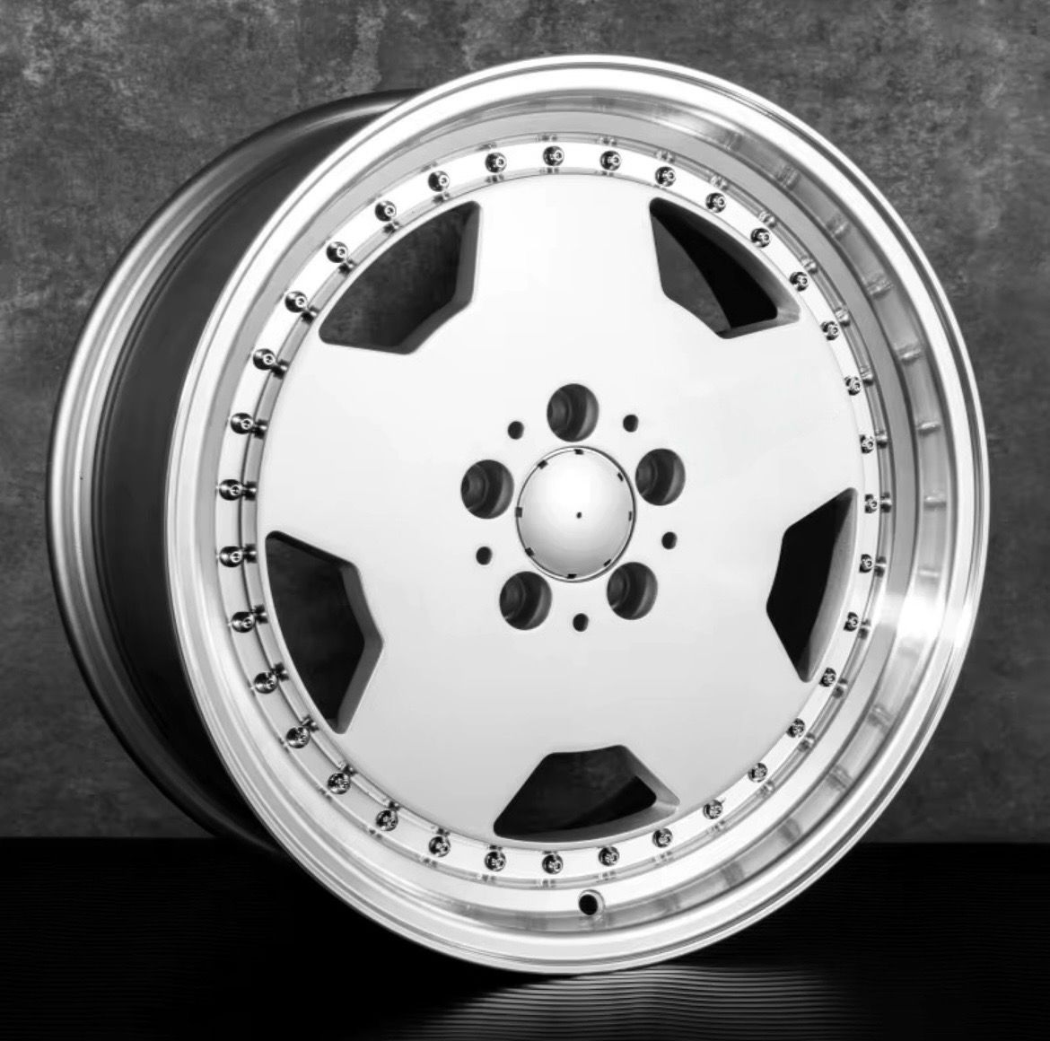 17&quot; CHW-003 Silver Wheels 5x112