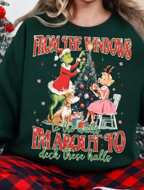 GRINCH FROM THE WINDOWS TO THE WALL