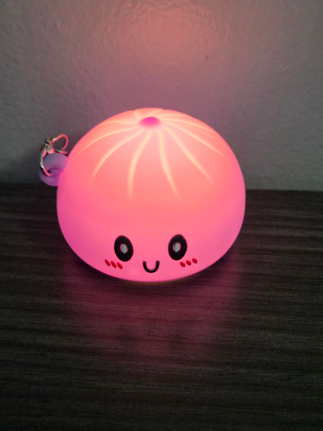 LIGHT UP DUMPLING KEYCHAIN