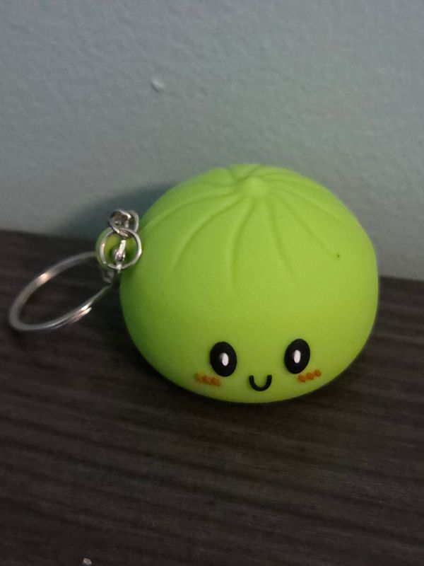 LIGHT UP DUMPLING KEYCHAIN