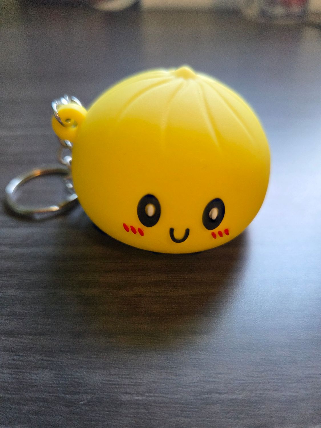 LIGHT UP DUMPLING KEYCHAIN