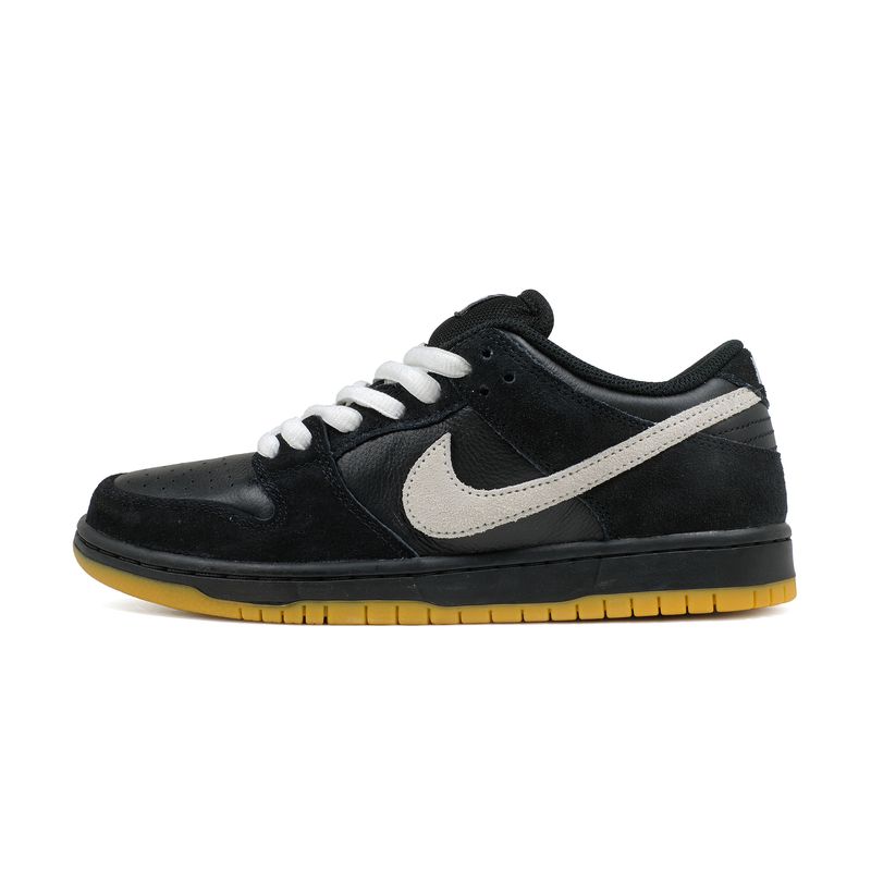 Nike SB Dunk Low Pro