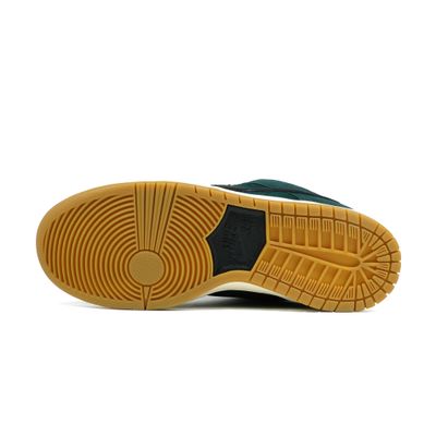 Nike SB Dunk Low Pro