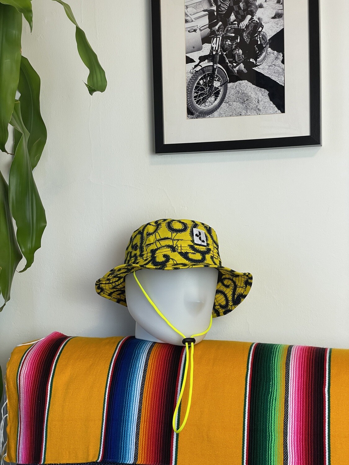 HOOKS Yellow