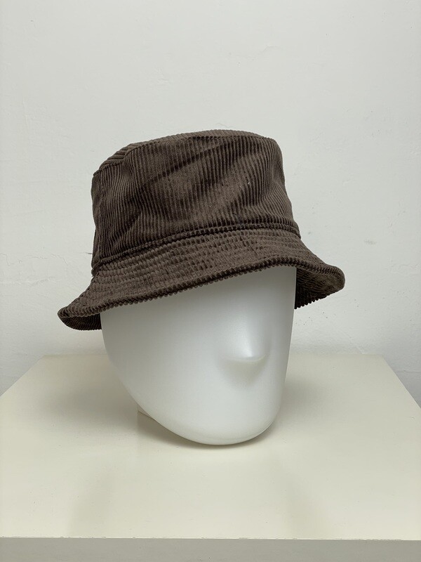 MOLE BROWN