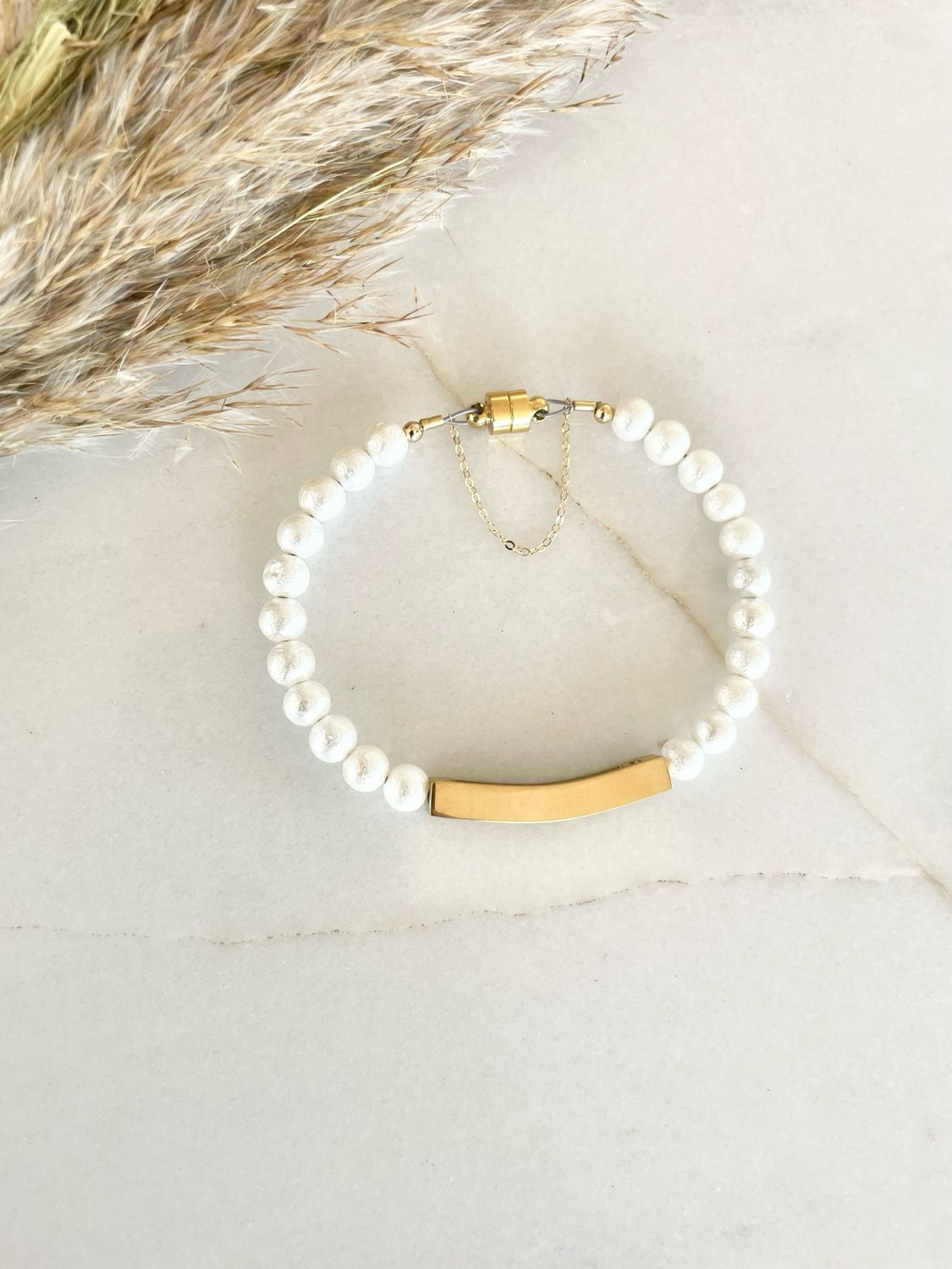 POSH - Engravable Pearl Bracelet