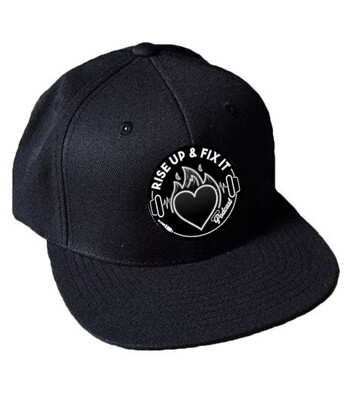 BLACK SNAPBACK HAT