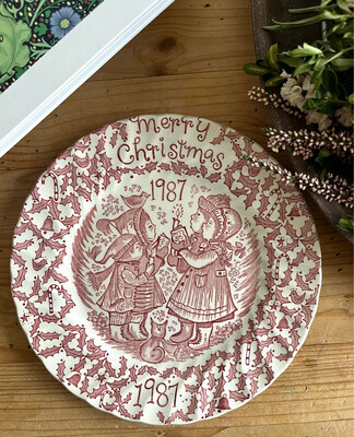 Vintage-Weihnachtsteller von Myott Meakin - Merry Christmas 1987 in rotweiß, englisches Geschirr