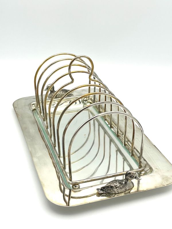 Versilberter Toasthalter mit Platte und Glaseinsatz Versilberter Toasthalter mit Platte und Glaseinsatz