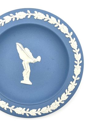 Jasperware: Teller "White on Blue"