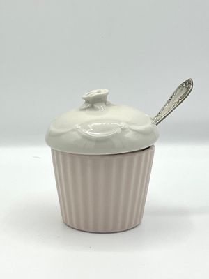 Zuckerdose mit Vintage-Löffel