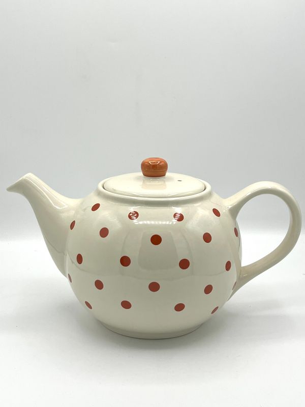 Große Pünktchen-Teekanne im Cottage-Stil Große Pünktchen-Teekanne im Cottage-Stil