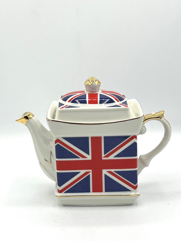 Für Großbritannien-Fans: Eckige Teekanne mit britischer Flagge Für Großbritannien-Fans: Eckige Teekanne mit britischer Flagge