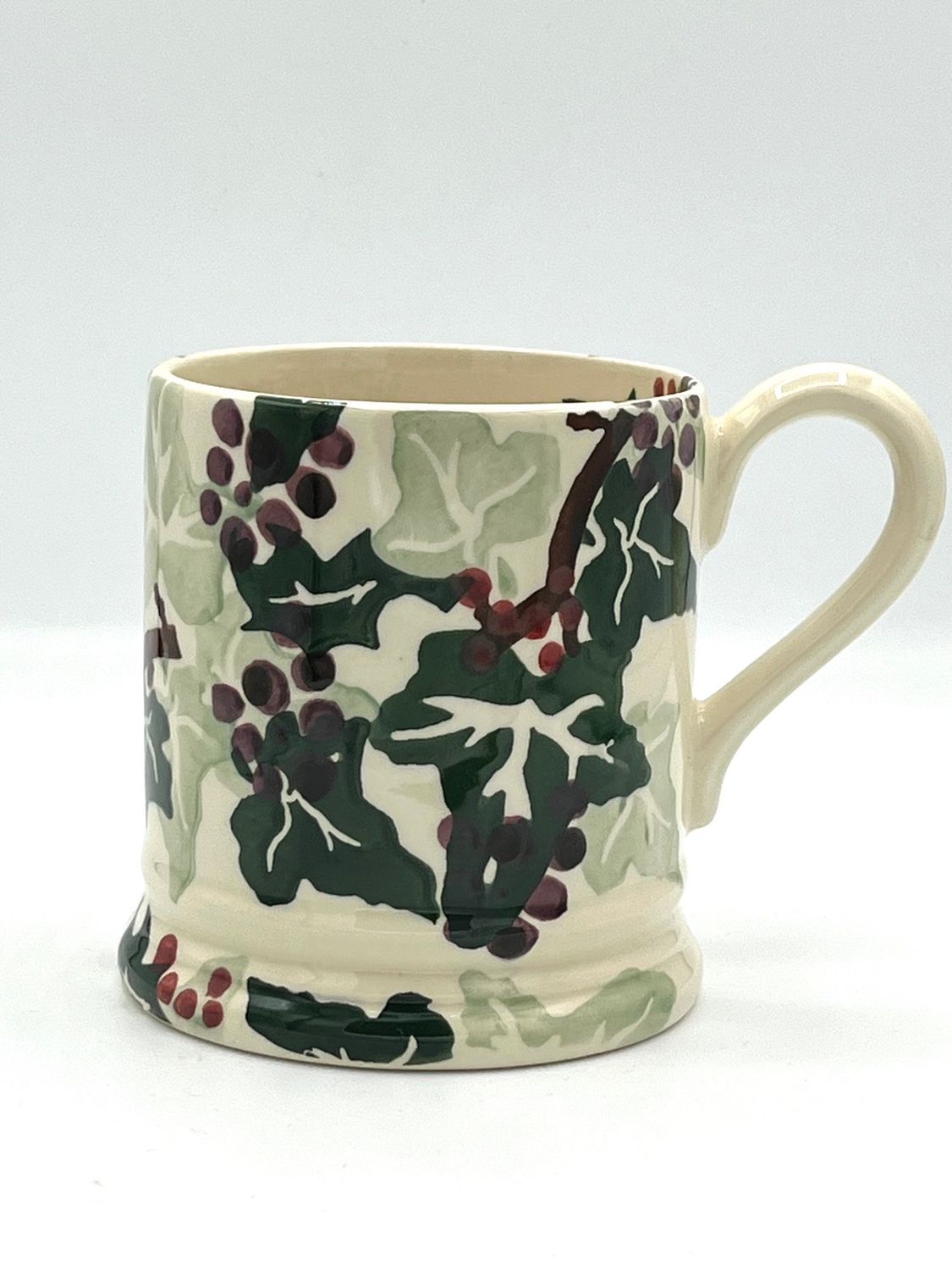 1/2 Pint Becher mit weihnachtlichen Motiven