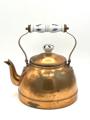 Kupferne Teekanne