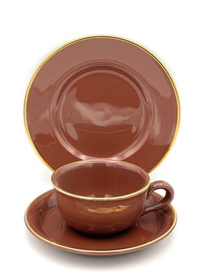 Elegantes Teegedeck in Rotbraun Elegantes Teegedeck in Rotbraun