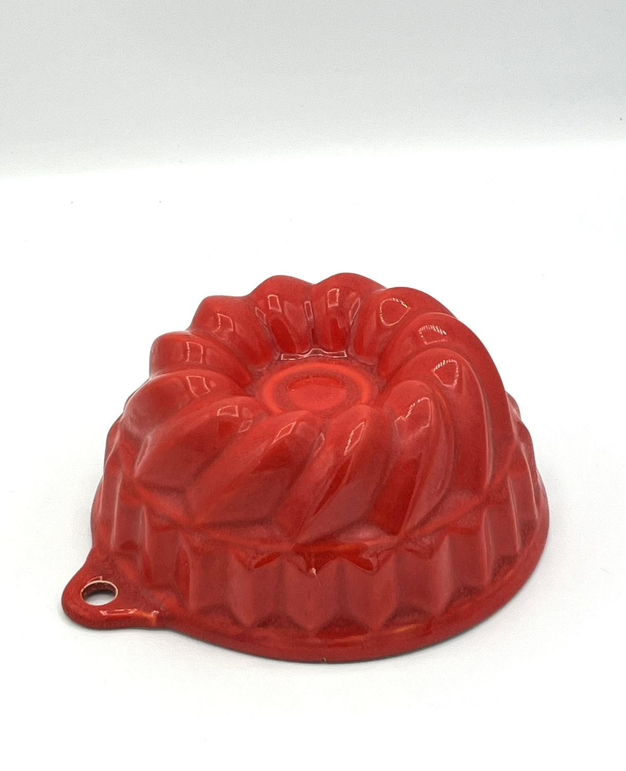 Vintage-Backform in Rot