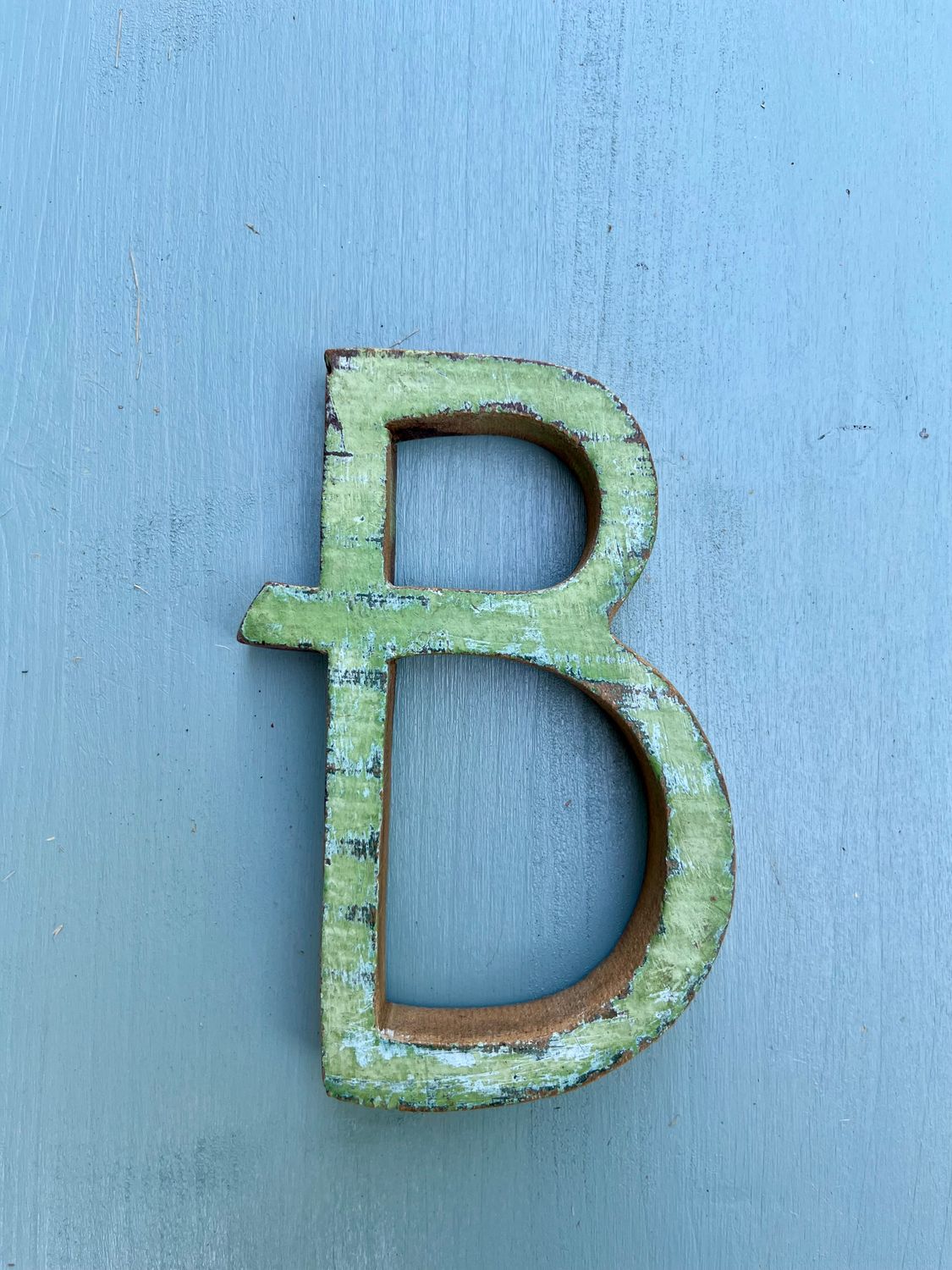 Holzbuchstabe in Grün "B"