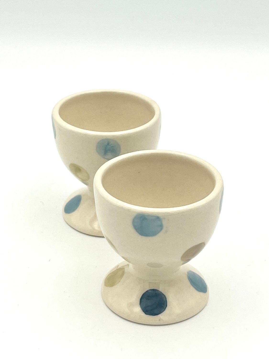 Eierbecher-Set im englischen Cottage-Stil