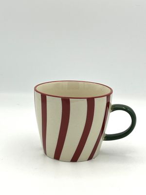 Tasse mir roten Streifen