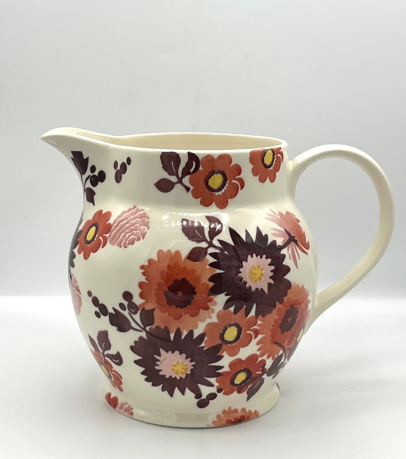 6 Pint Krug mit Weihnachtsmotiven (3125ml)