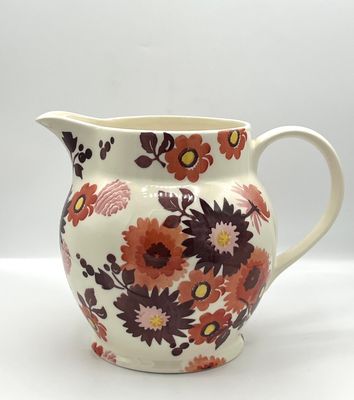 6 Pint Krug mit Weihnachtsmotiven (3125ml)