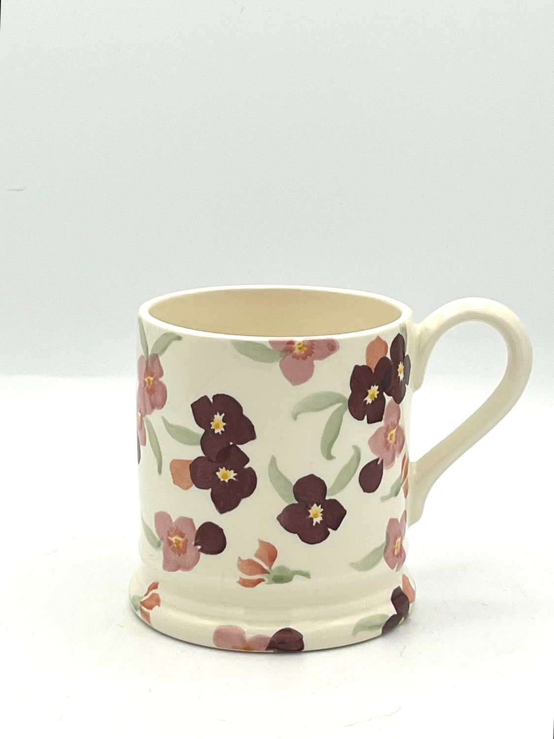 1/2 Pint Becher Spring Flowers