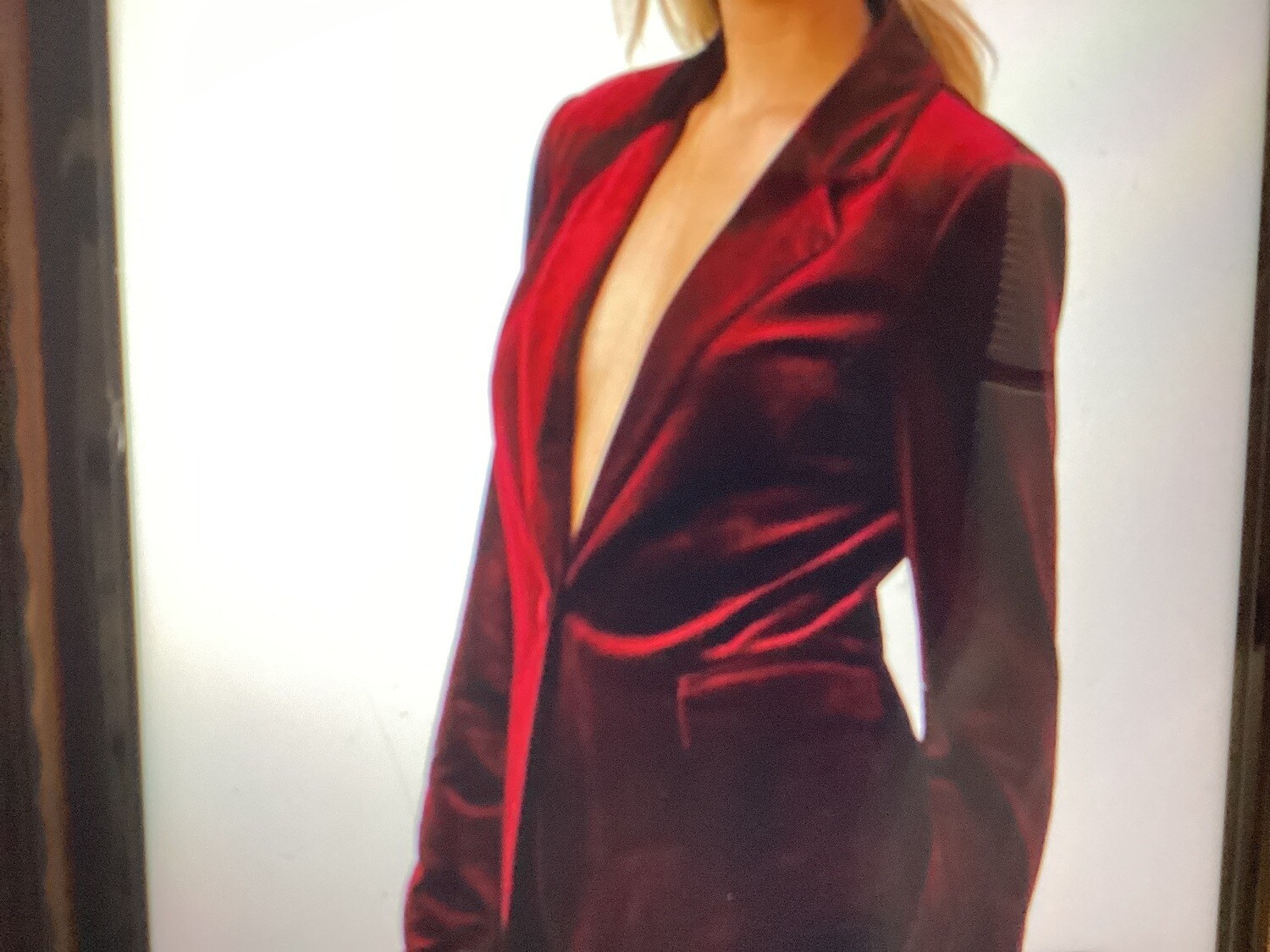 BURGANDY VELVET BLAZER 