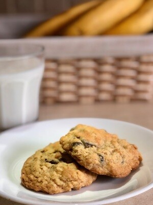 Oatmeal Chocolate Chip Cookies (Bag Of Six)