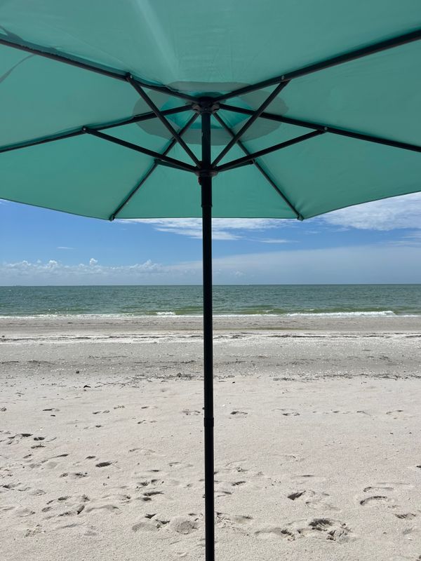 7.5' Steel Market Outdoor Vented Umbrella