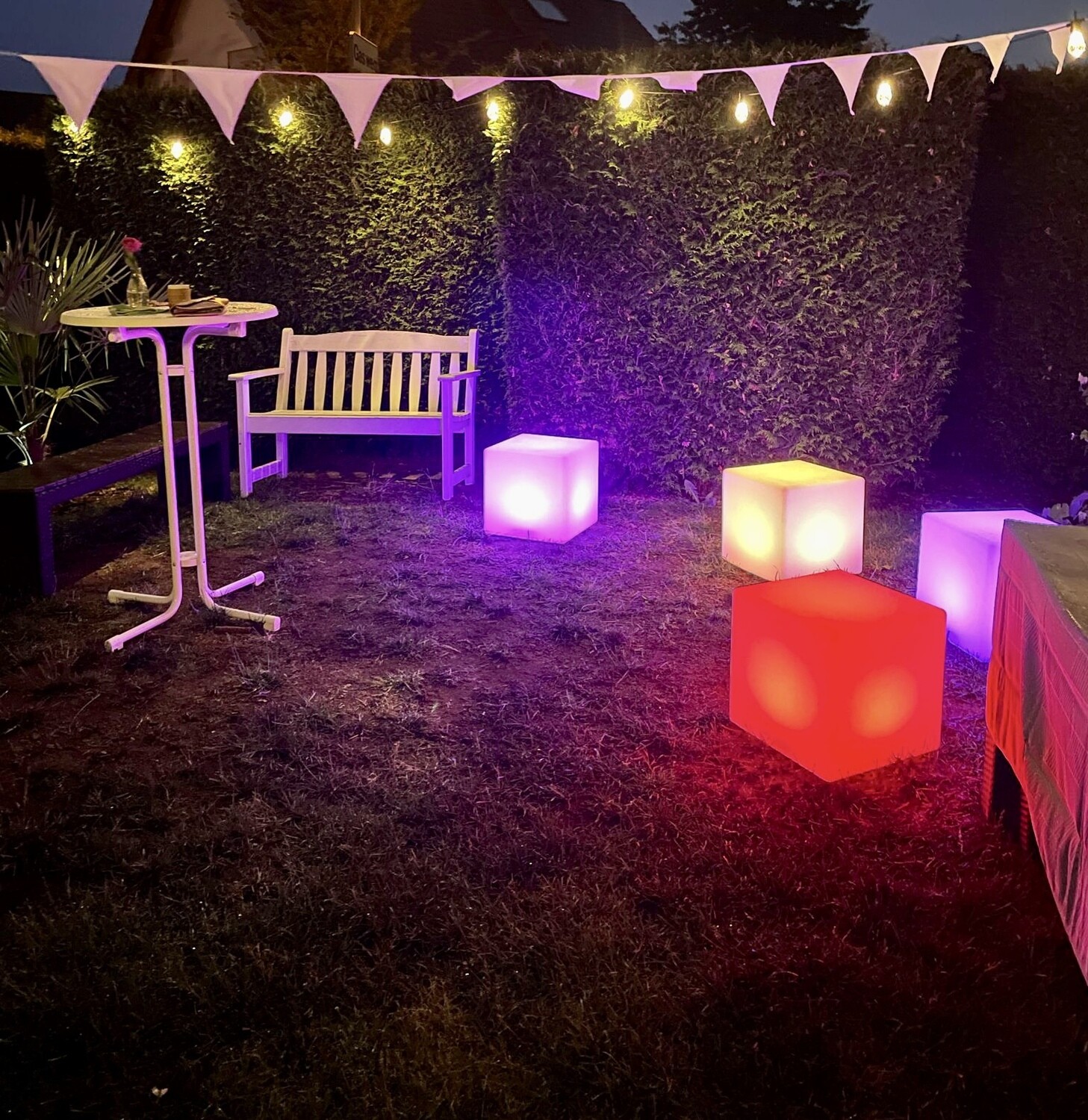 LED CUBE / Sitzwürfel