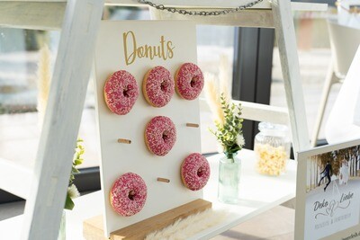 Donut Wand weiss