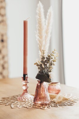 Kleine Vase konisch in bordeaux