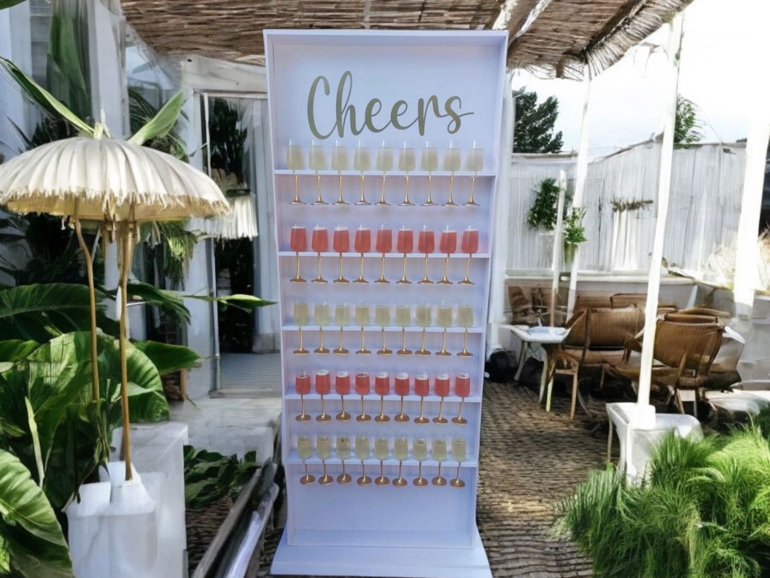 Sektwand  / Cheers  inkl. Gläser