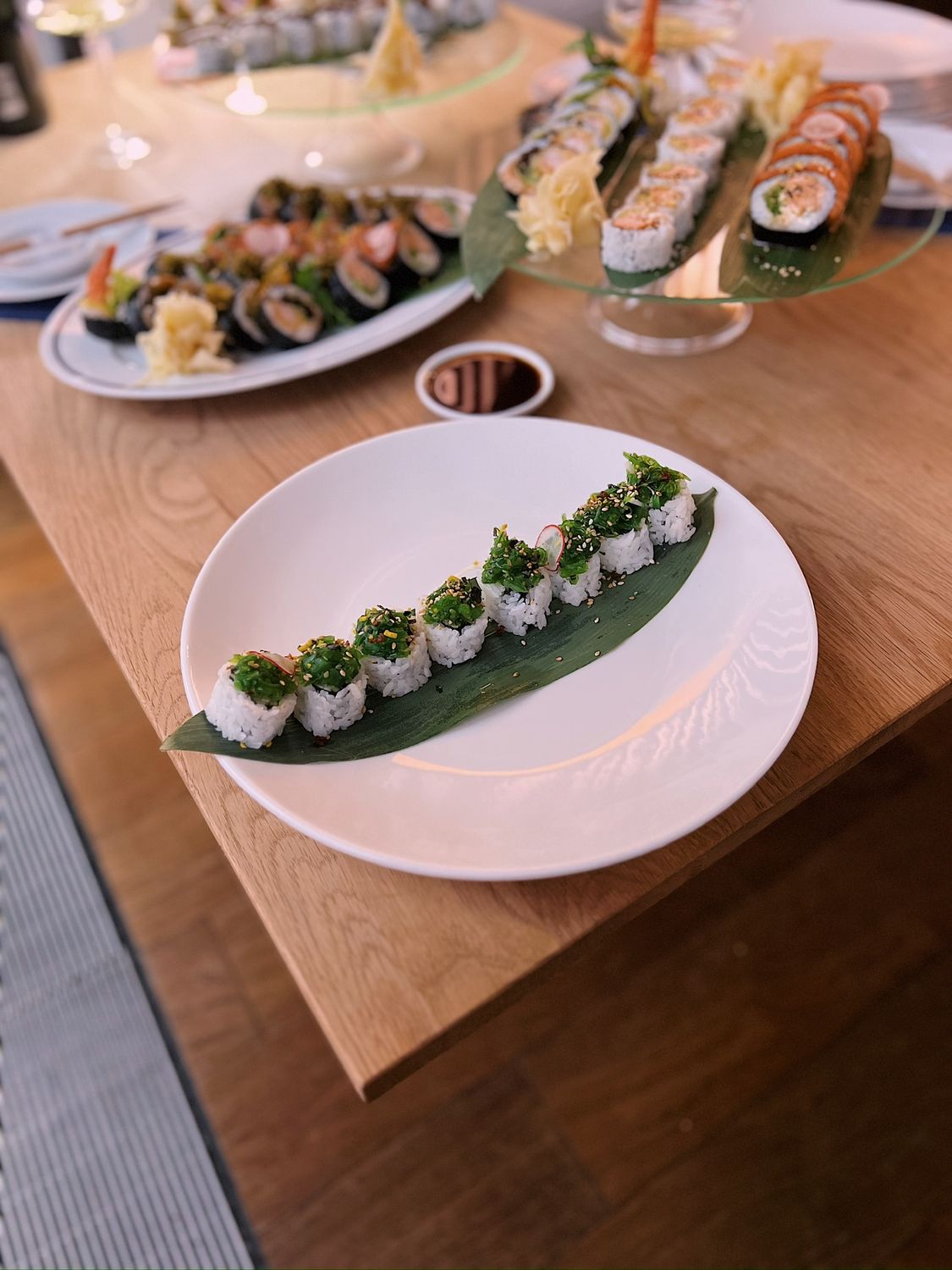 Maki wakame 8 pc.