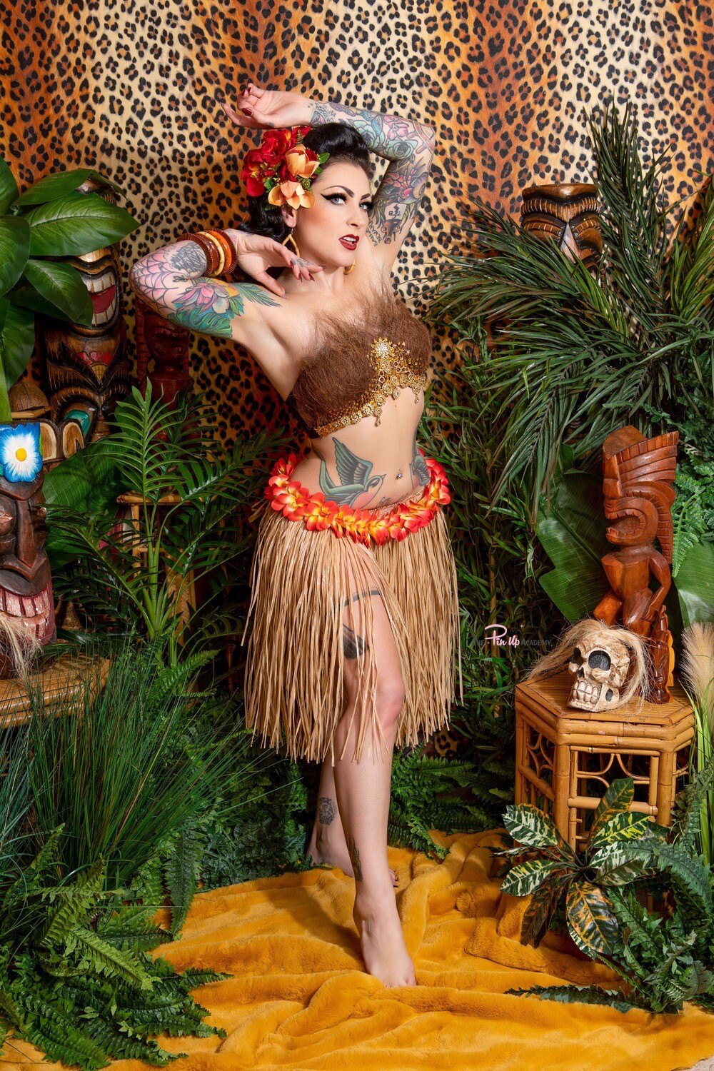 Lola Diamond Tiki set 01