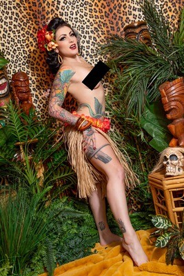 Lola Diamond Tiki set 04