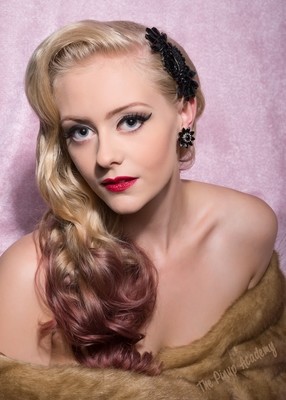 Tamzin Von Tease headshot