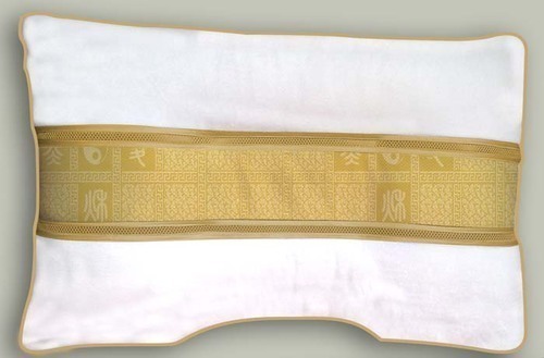 Functional &quot;FOHOW&quot; Pillow of the &quot;Healing textile&quot; series