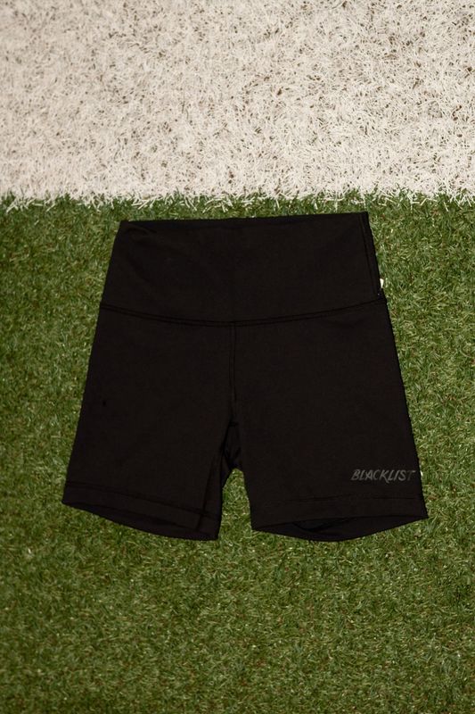 Wunder Train High-Rise Short 6" - lululemon - Black // BlacklistLA