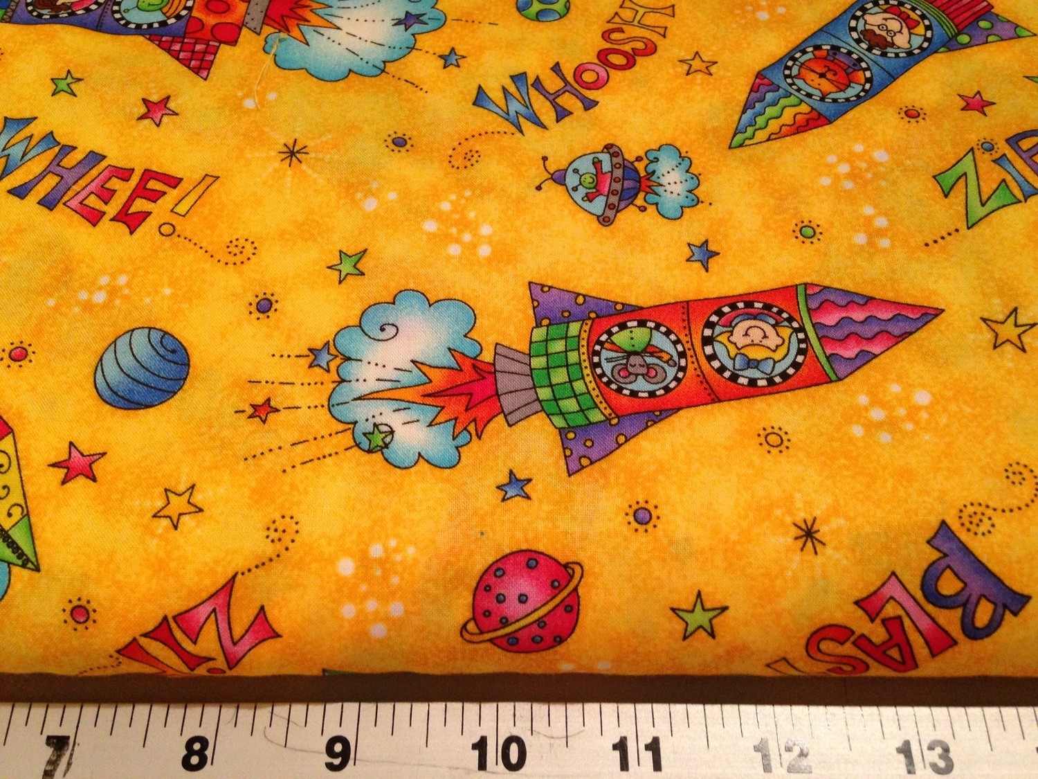 Space Rockets, yellow