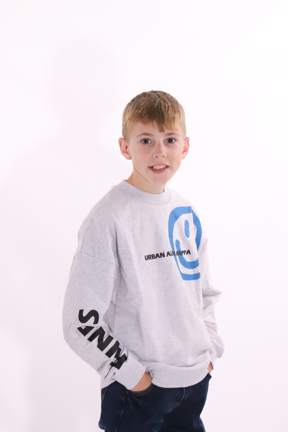 Trui smiley grijs