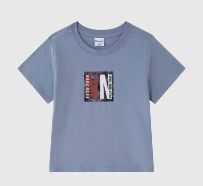 T-shirt newness
