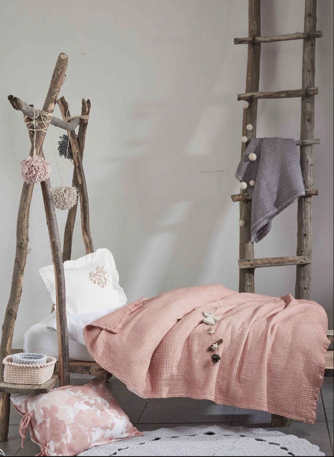 Ecocotton Berin Baby Bedspread 100% Organic Cotton Muslin Hand Embroidered Powder 100x100 Cm