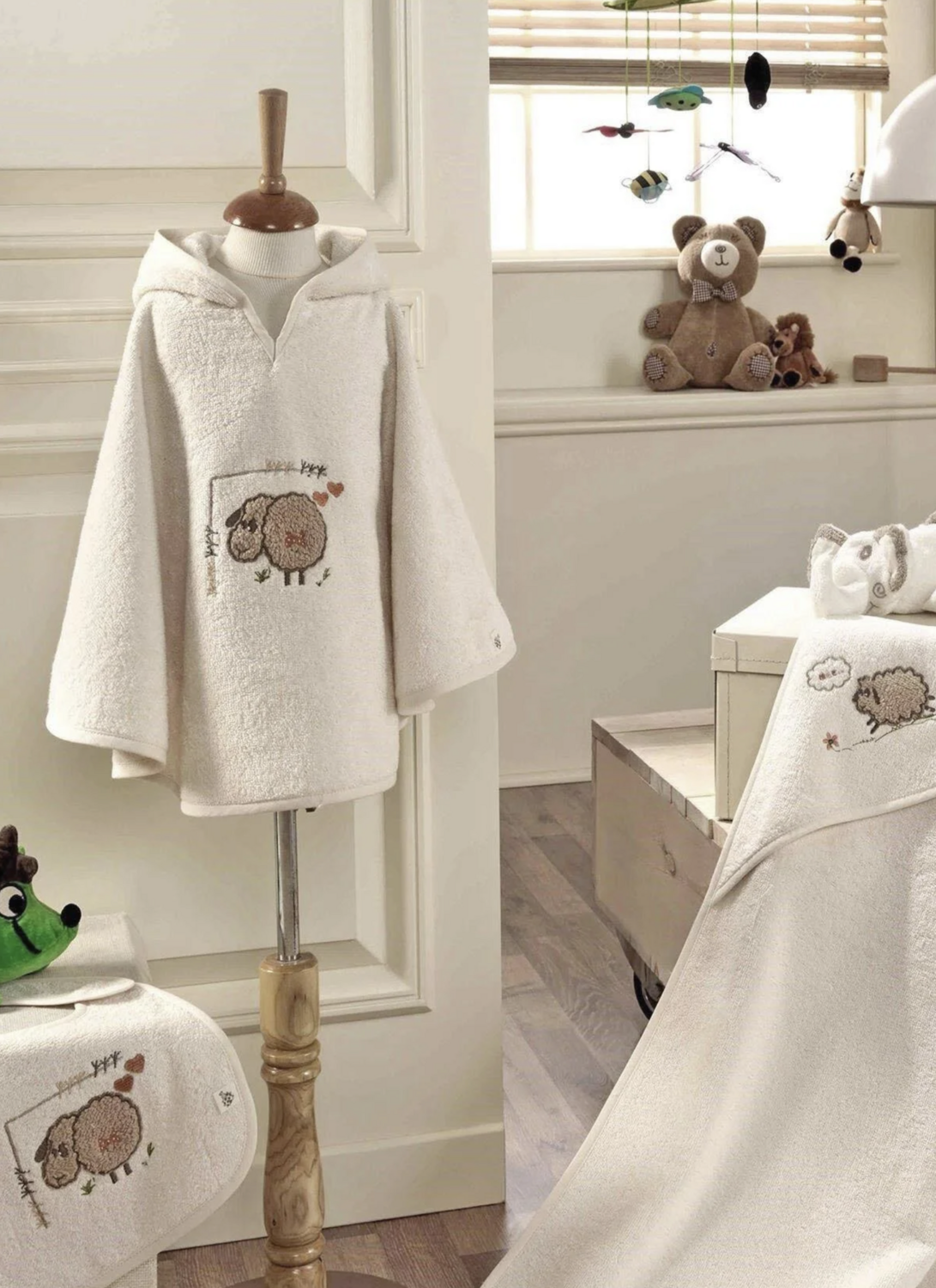 Ecocotton Little Sheep 4 Piece Baby Poncho Set 100% Organic Cotton Embroidered Ecru 0-1 Age