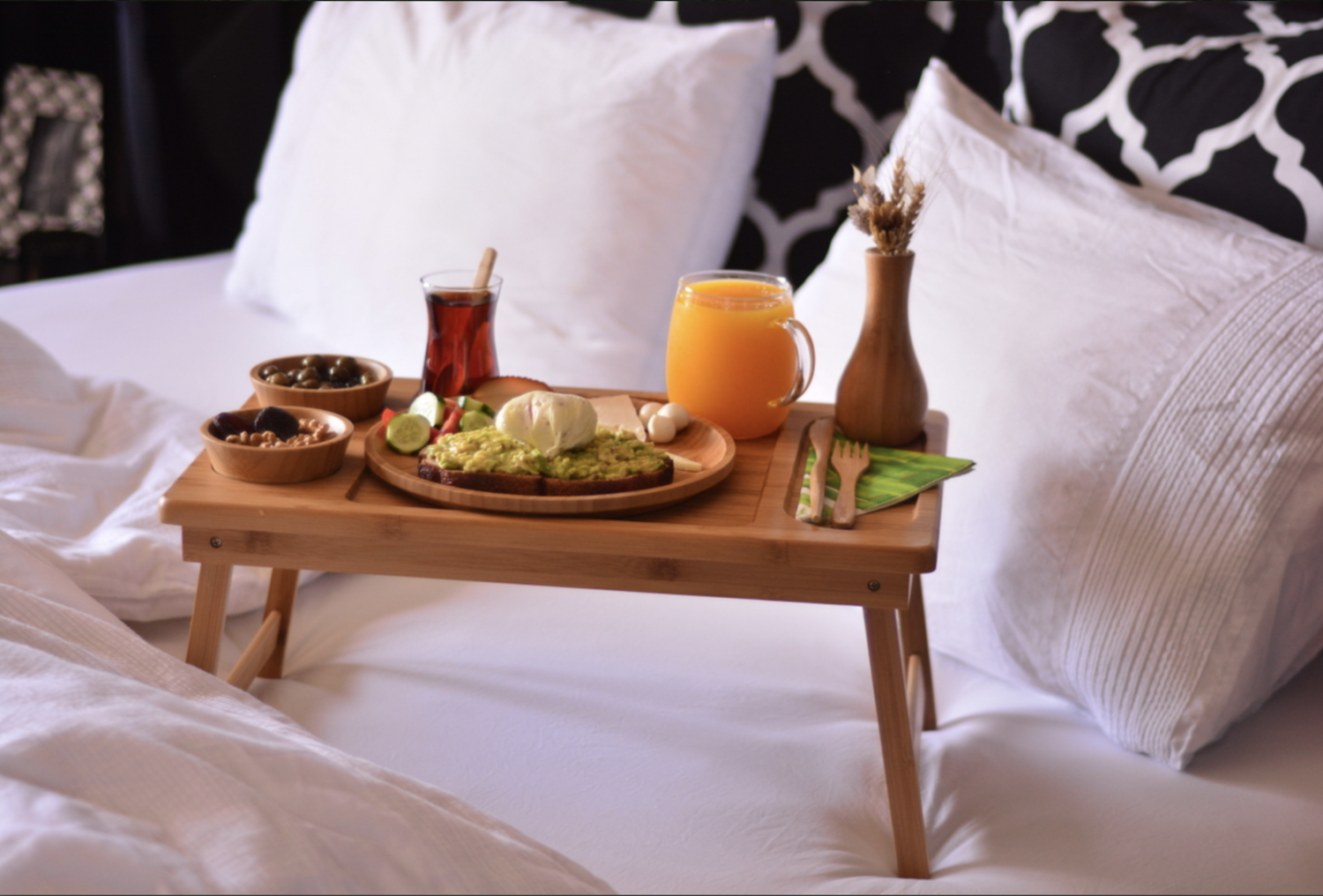 Bambum Tore Bed Tray with Snack Bowls