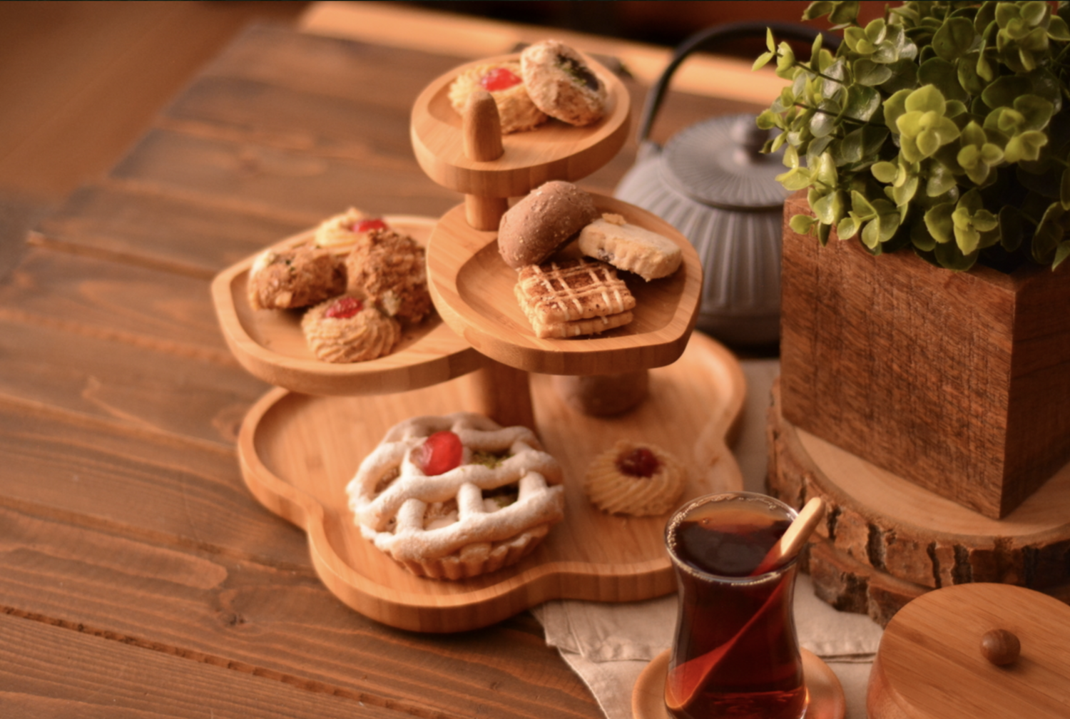 Bambum Mateja 4 Tier Cookie Stand